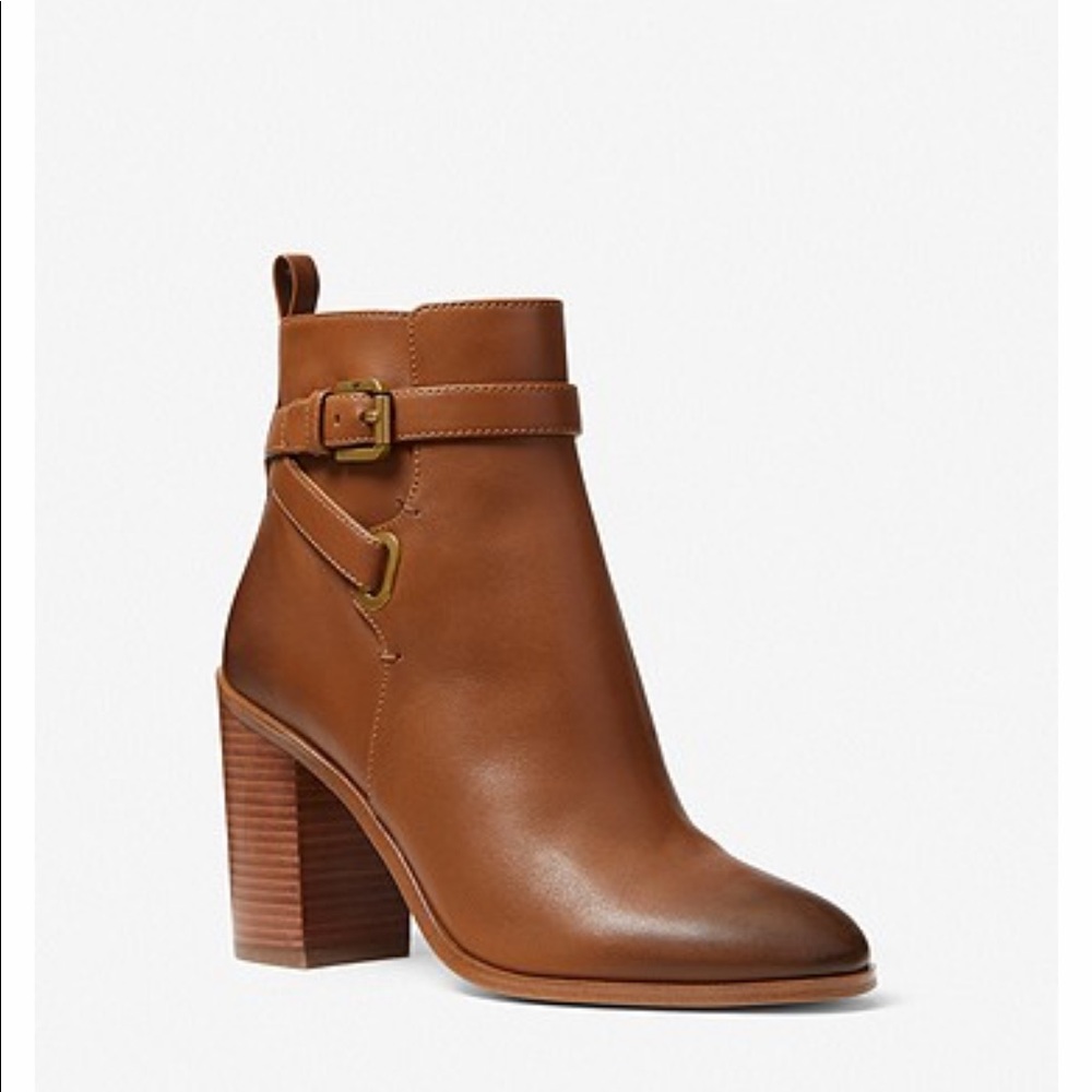 MICHAEL MICHAEL KORS
Aldridge Burnished Leather Ankle Boot